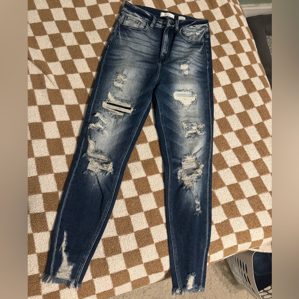 Distressed Dark Blue Women’s Skinny Jeans